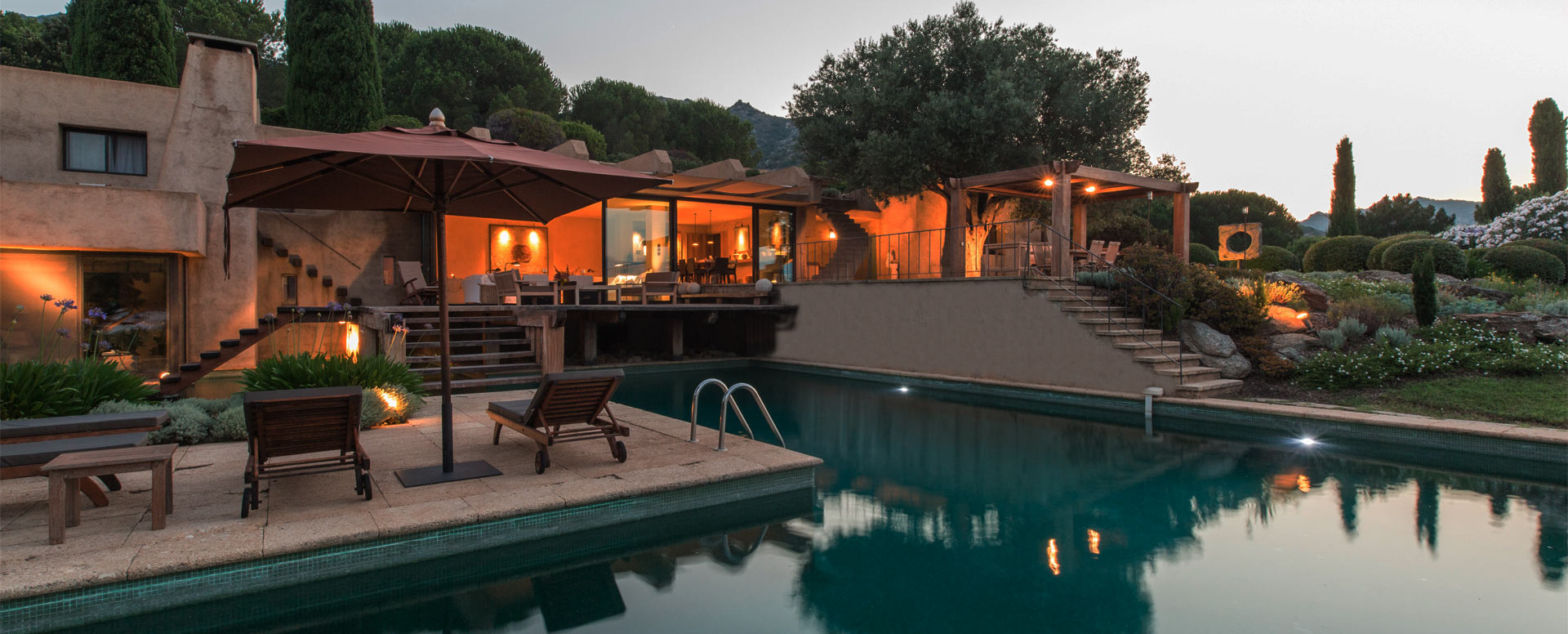 Alquiler_de_villa_con_piscina_Piscinas_de_todos_los_estilos