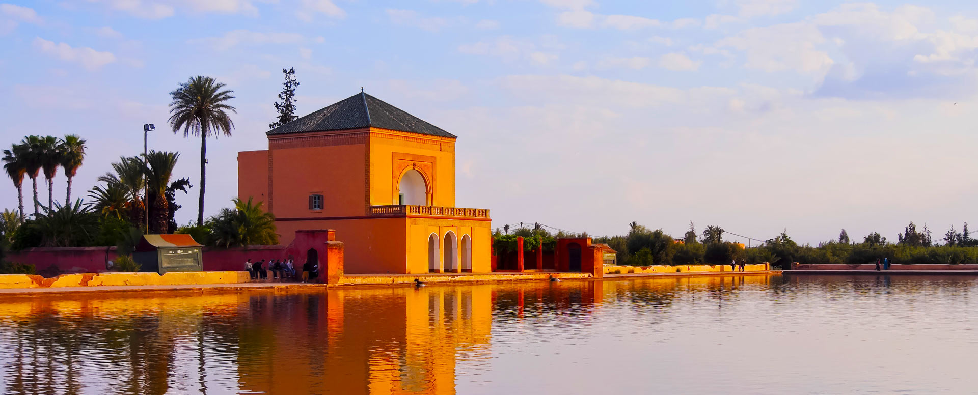 10. Dar un paseo romántico por el Menara - Marrakech