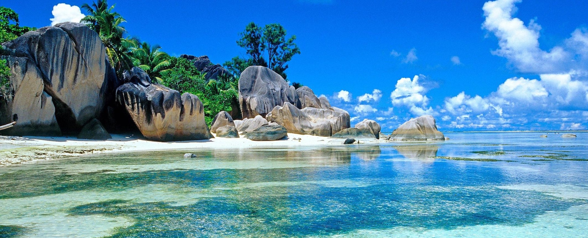 Disfrute de las bellas playas de la isla - Indonesia