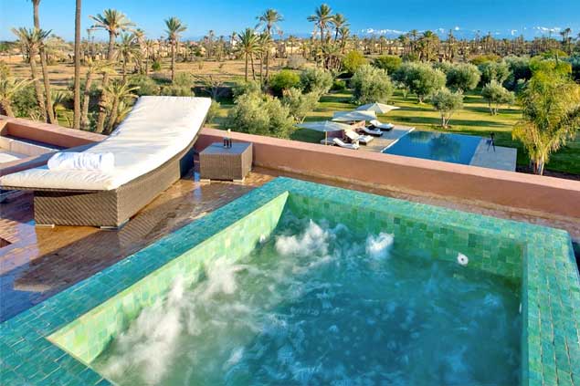 Alquiler villas piscina climatizada